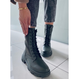 BM Arbeiter mit einem flexiblen Calling Green-Obermaterial grün 1