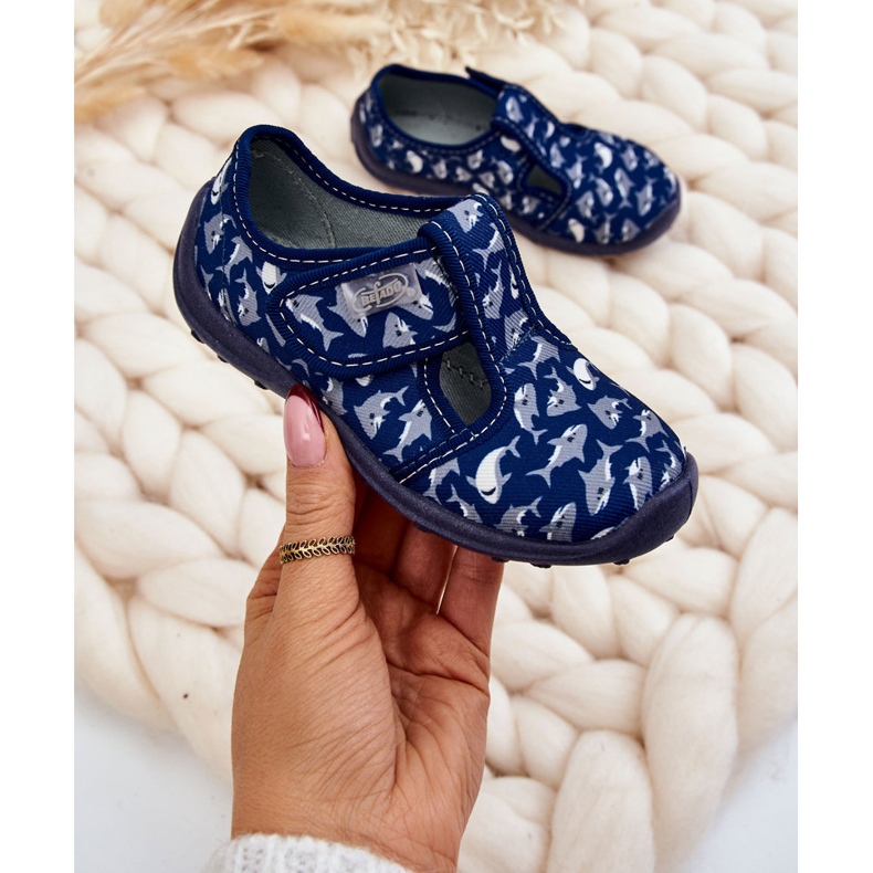 BEFADO S.A. Kinderhausschuhe Befado Sharks 010X032 Marineblau 1