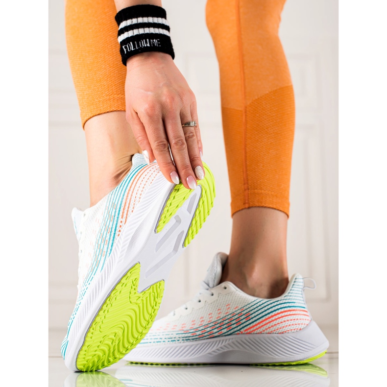 Bequeme Sportschuhe von DK weiß 1