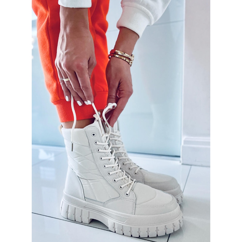 PA1 Flache Schnürboots Barkin Beis beige 2