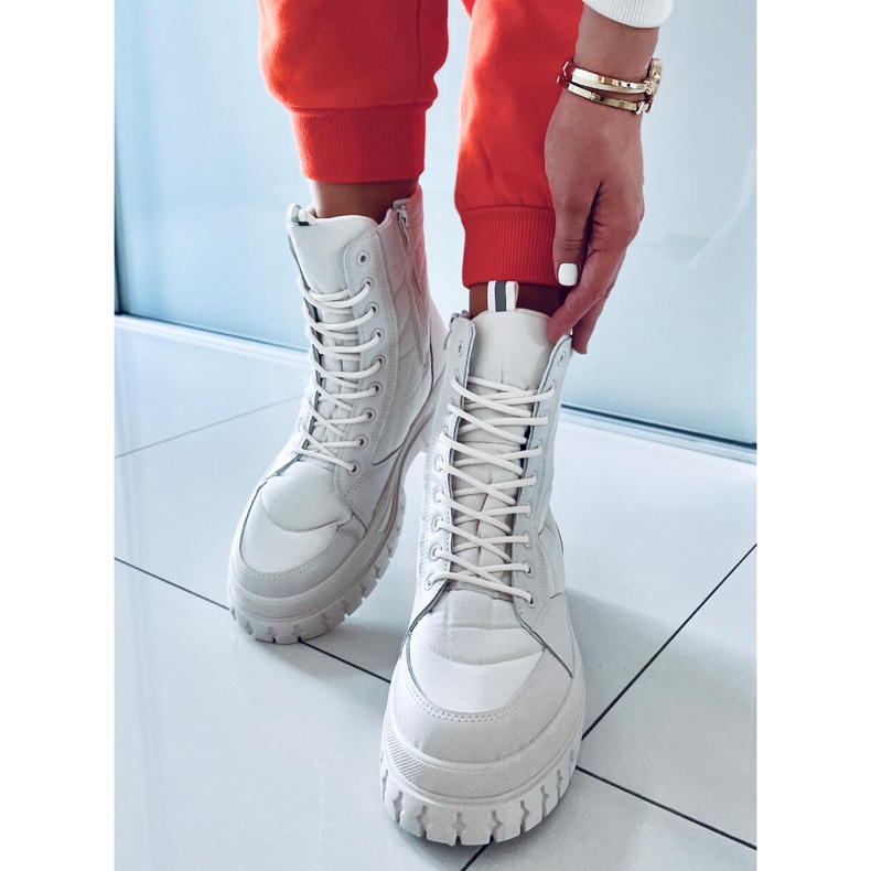 PA1 Flache Schnürboots Barkin Beis beige 1