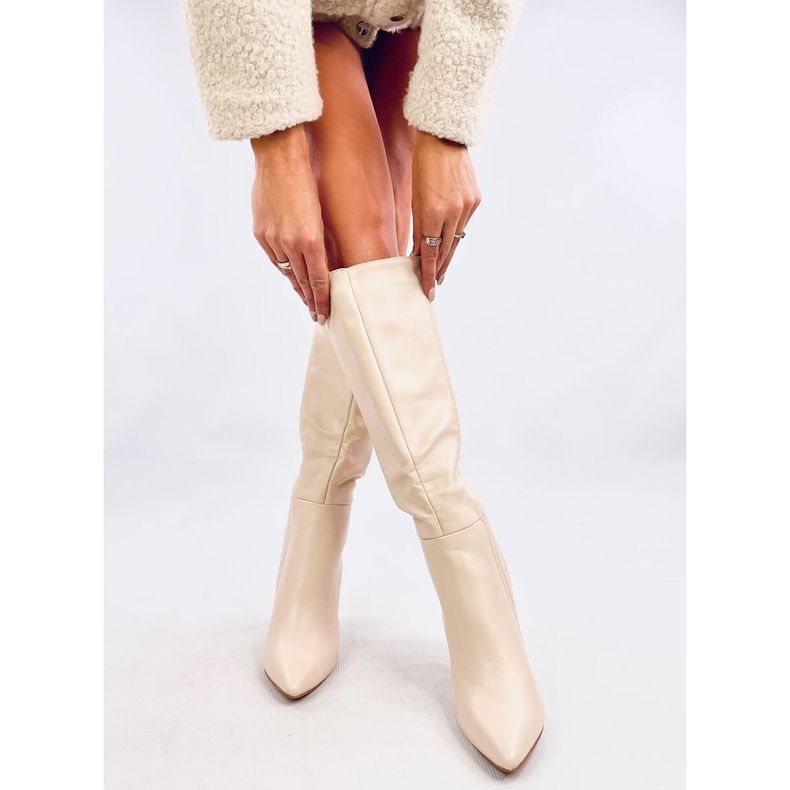 Klassische High Heels in Tiffany Beige 1