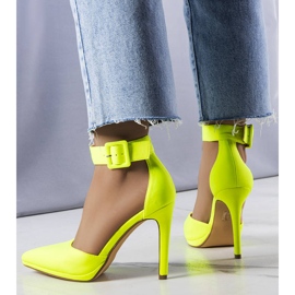 PA1 Gelbe Neonpumps von Gerardo 1