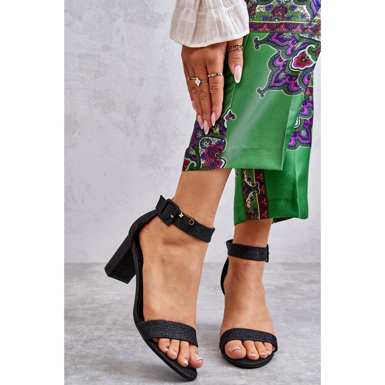 Glänzende Absatzsandalen Schwarz Maxim 2