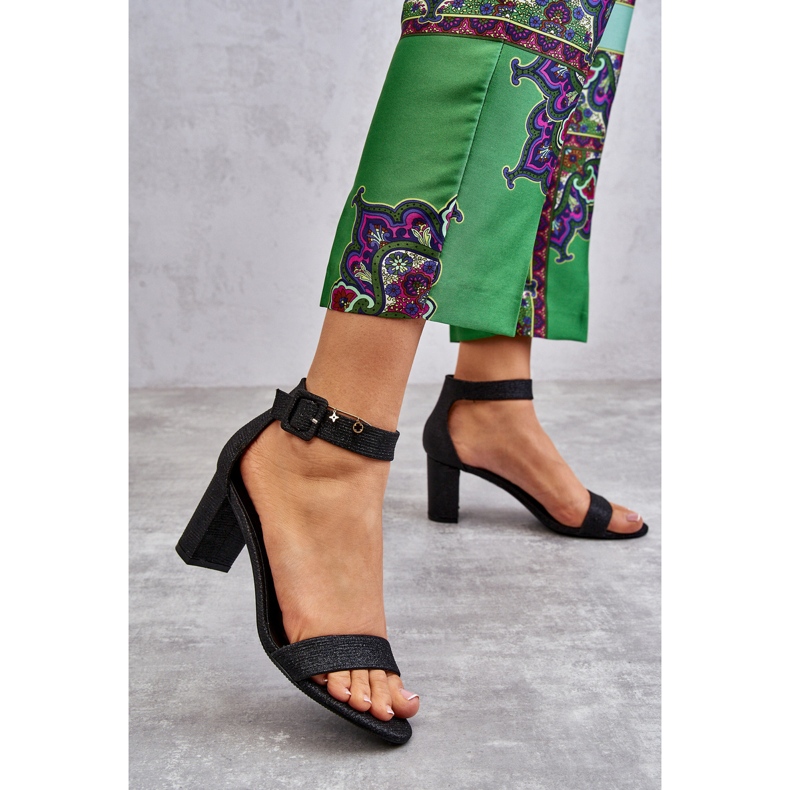 Glänzende Absatzsandalen Schwarz Maxim 1