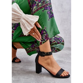 Glänzende Absatzsandalen Schwarz Maxim 5