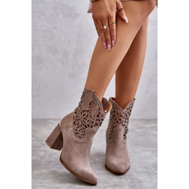 Lewski Shoes Durchbrochene Stiefeletten aus Wildleder Leewski Schuhe 3264 Hellbraun 1