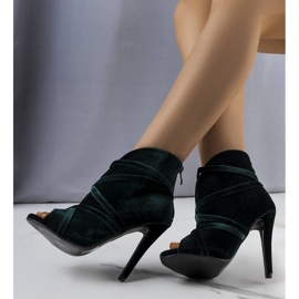 Grüne elegante Pumps mit Oberteil von Sao 1