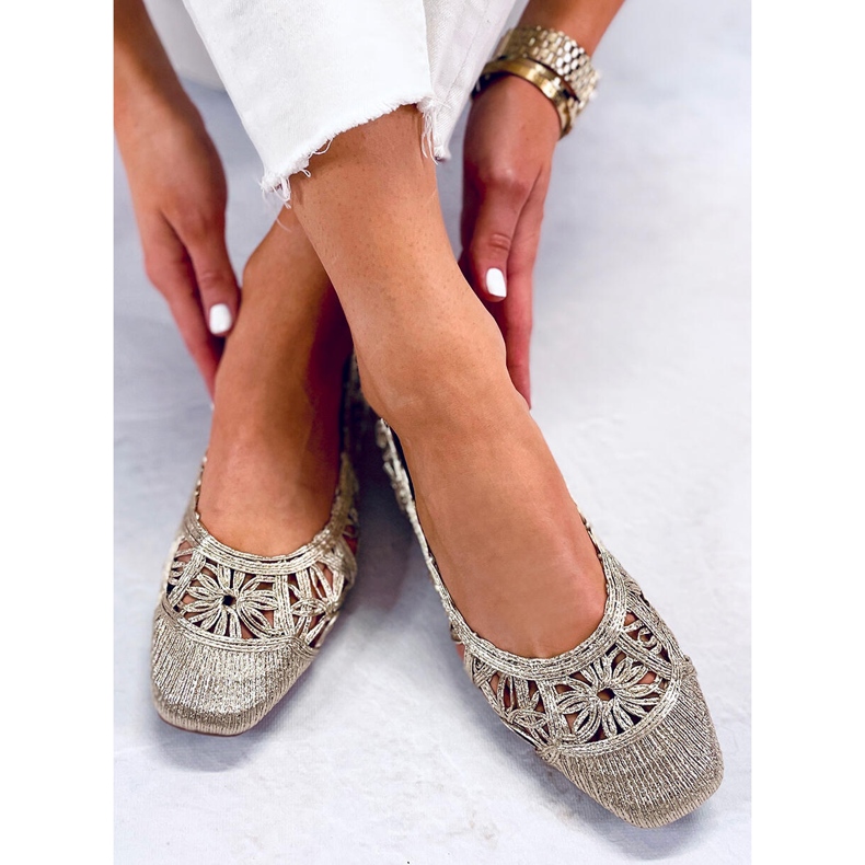 BM Durchbrochene Ballerinas Sarita Gold golden 1