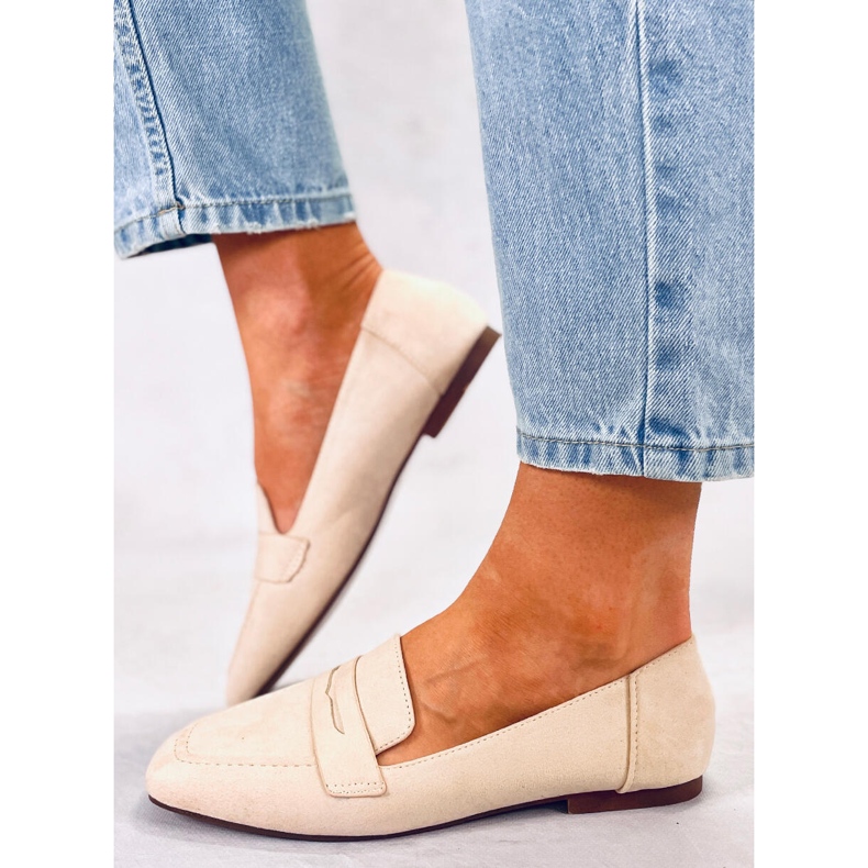 Class Beige klassische Wildlederloafer 1