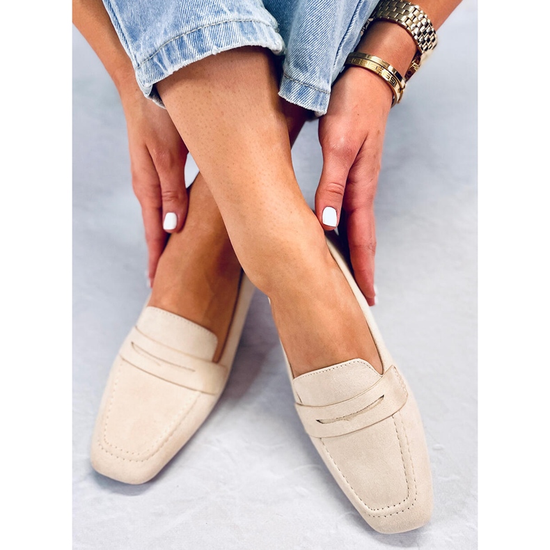Class Beige klassische Wildlederloafer 2