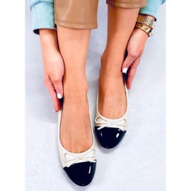 BM Chanel Ballerinas von Gemma Beige für Damen 1