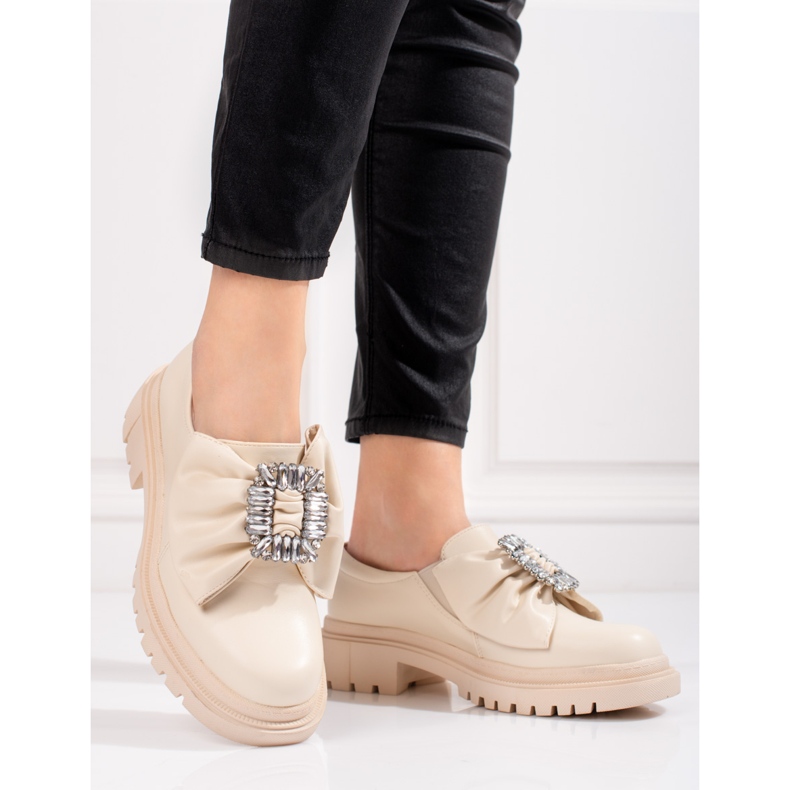 Beige Damenbrogues mit Schleife von Shelovet 2