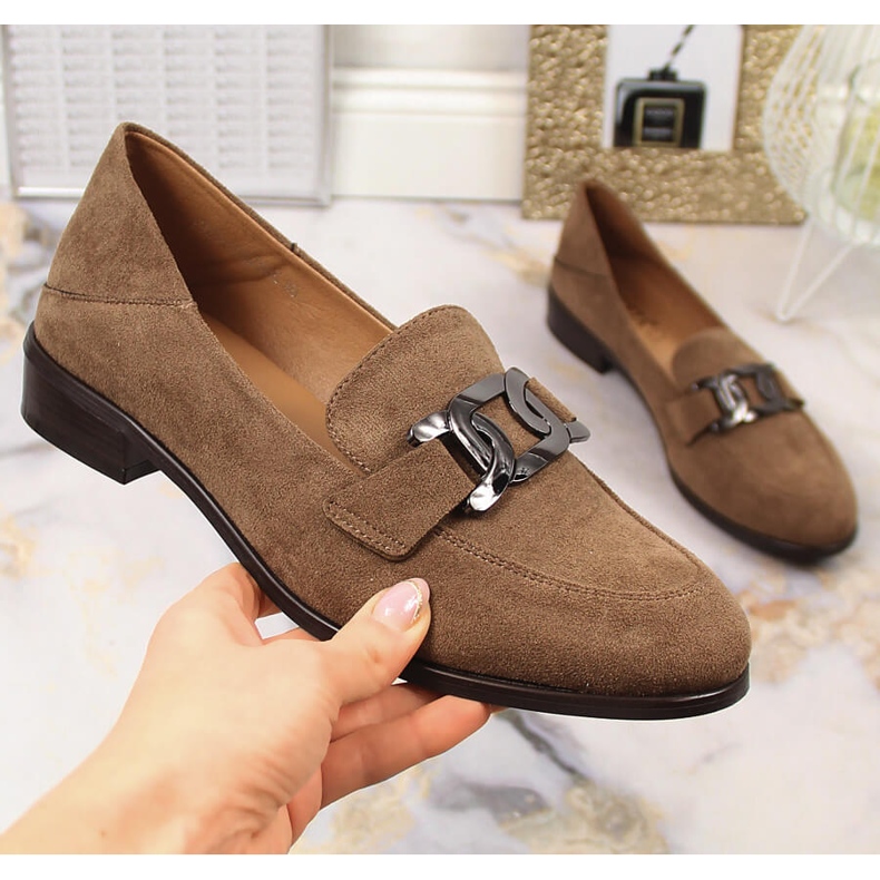 Flache Damenschuhe aus Wildleder braun Vinceza 10828 1