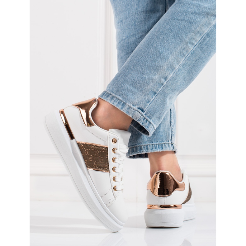 Weiße Plateau-Sportschuhe von Shelovet 2