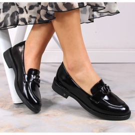 Schwarz lackierte Loafer für Damen Potocki SZ12020 1