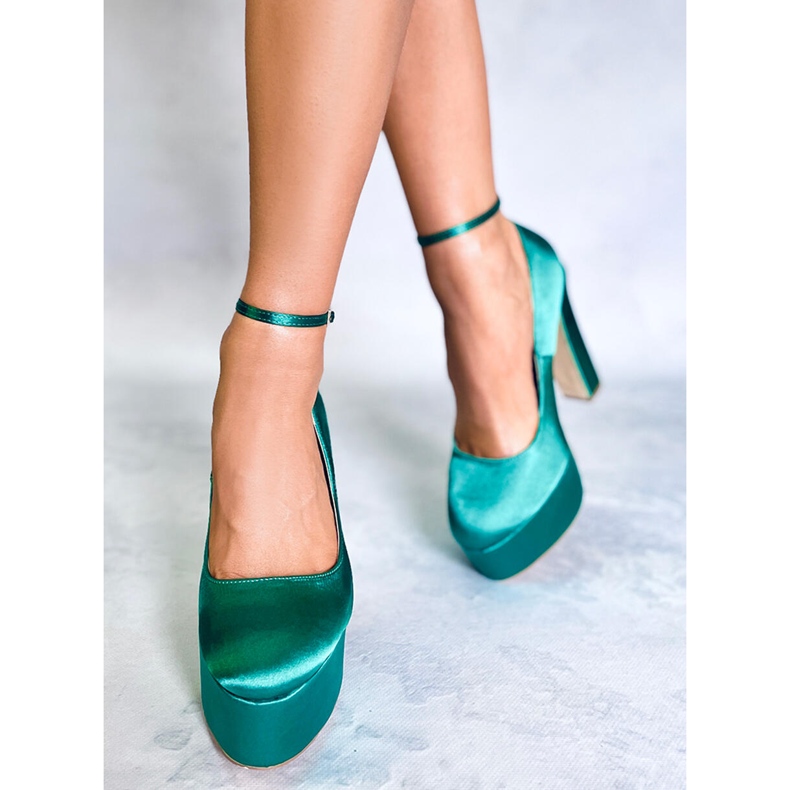 PA1 Loren Green Plateaupumps grün 1