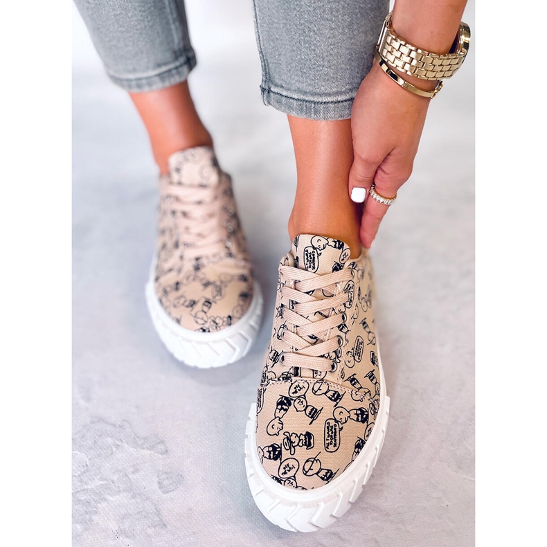 Navas Beige Comic-Damenturnschuhe 1