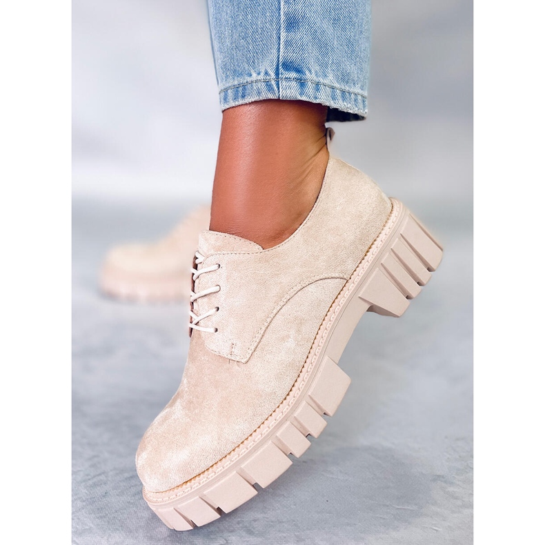 BM Plateau-Loafer aus Wildleder von Amparo Beige 1