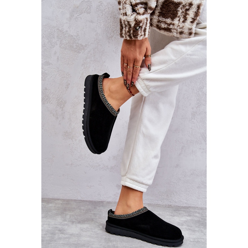 Wildleder -Pantoffeln für Frauen mit Fell und Stickerei schwarz 4