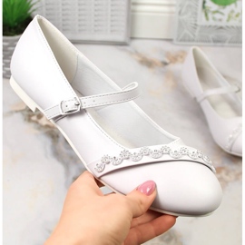 American Club 45/23 weiße Ballerinas mit Zirkonia 1