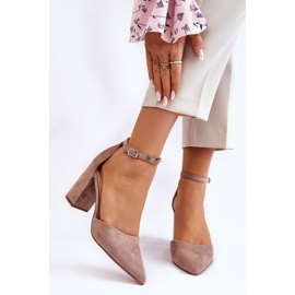 Dunkelbeige Lexie Pumps aus Wildleder 1