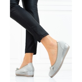 W. Potocki Damen Pumps mit niedrigem Keilabsatz Potocki durchbrochen grau 3