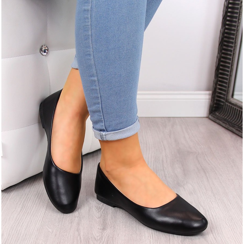 Klassische Damen Ballerinas schwarz eVento 9BL02-1029 1