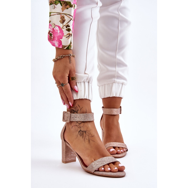 Glänzende Sandaletten mit hohem Absatz Roségold Maxim rosa 1