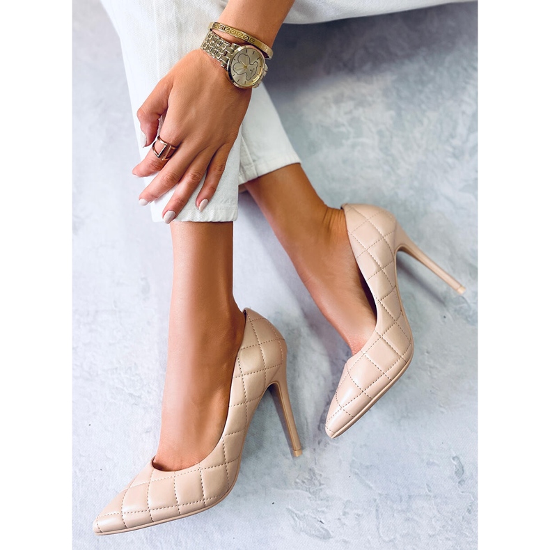 BM Raquel Nude gesteppte Pumps mit hohem Absatz beige 1