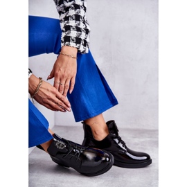 Vinceza Lackierte Schnürstiefel mit Ausschnitten Schwarz Fabiana 3