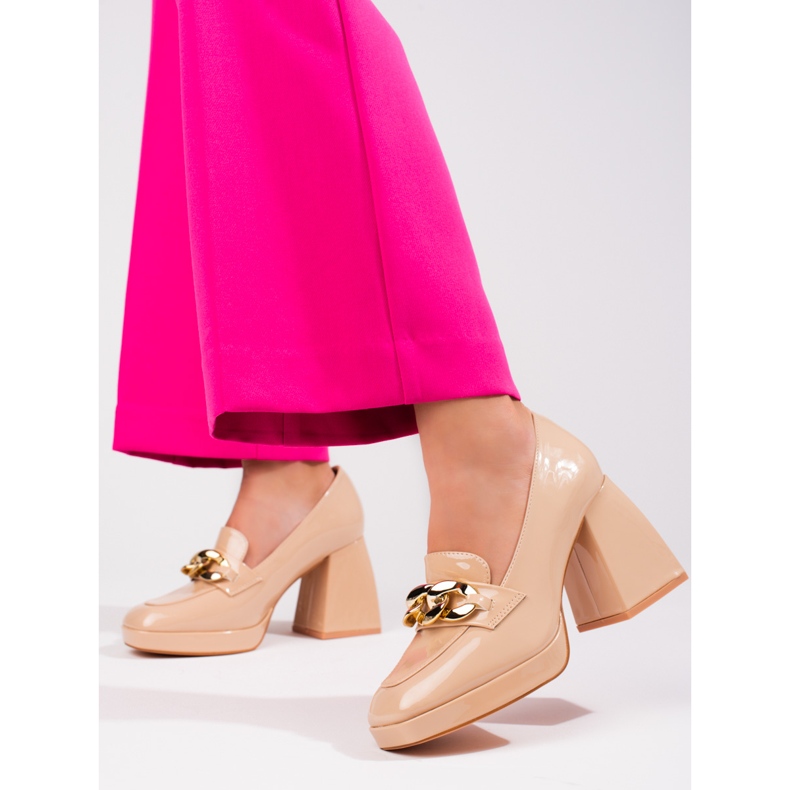 Beige Absatzpumps von Vinceza 2