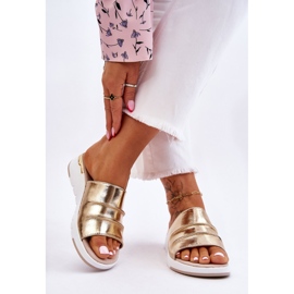 S.Barski Lederhausschuhe für Damen auf einem niedrigen Keil Gold Leona golden 2