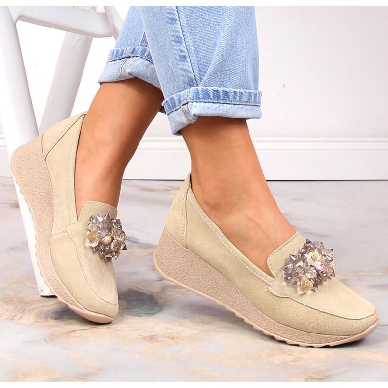 Damen-Lederslipper auf Keilabsatz mit beigen Filippo-Kristallen DP4563/23 1