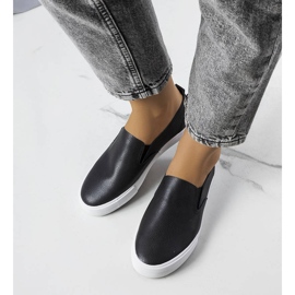 PA1 Schwarze Turnschuhe aus Öko-Leder Shelia 1