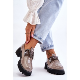 S.Barski Lackierte Schuhe mit Verzierungen Grauer Keily 2