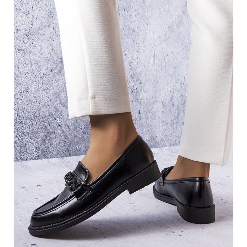 BM Schwarze elegante Loafer mit Strasssteinen von Colette 1