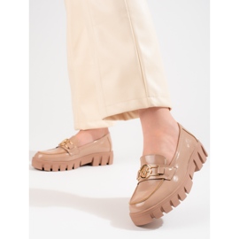 Vinceza Lack-Plateau-Loafer für Damen beige 2