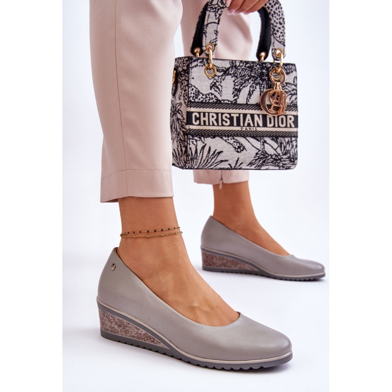 Vinceza Graue klassische Pumps mit Keilabsatz von Graysen 2