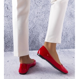 BM Méthot roter klassischer Lackballerina 1