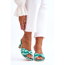 Modische High Heels mit grünem Floria-Print 1