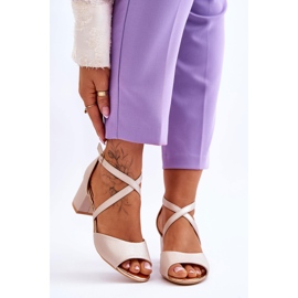 Vinceza Ledersandalen mit niedrigem Absatz für Damen Golden Quinn 1