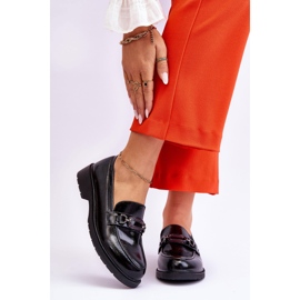 S.Barski Lackierte Mokassins-Loafer mit schwarzer Maura-Dekoration 1