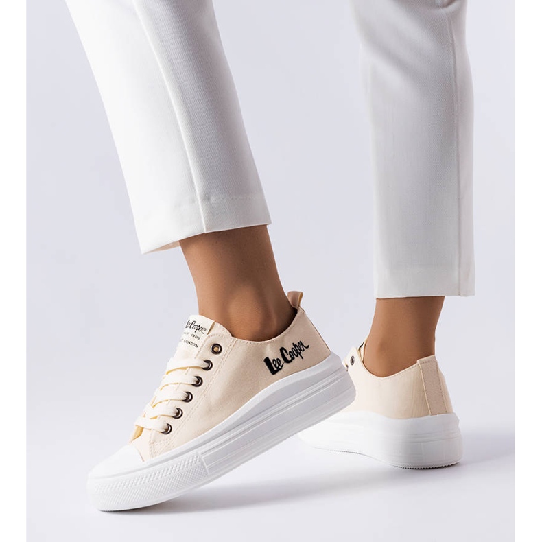 Lee Cooper LCW-23-44-1626L beige Turnschuhe 1