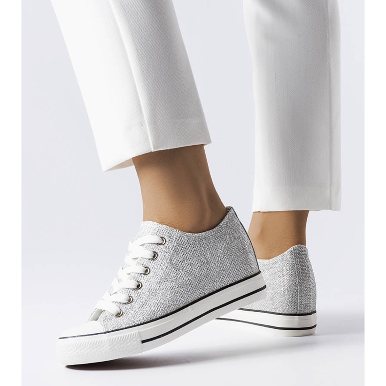 BM Silberne Glitzer-Sneakers mit Keilabsatz von Crete 1