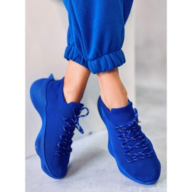 BM Girod Blaue Sockensneaker 1