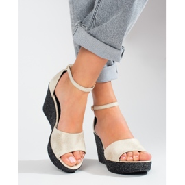 Shelovet beige hohe Keilsandalen für Damen 1