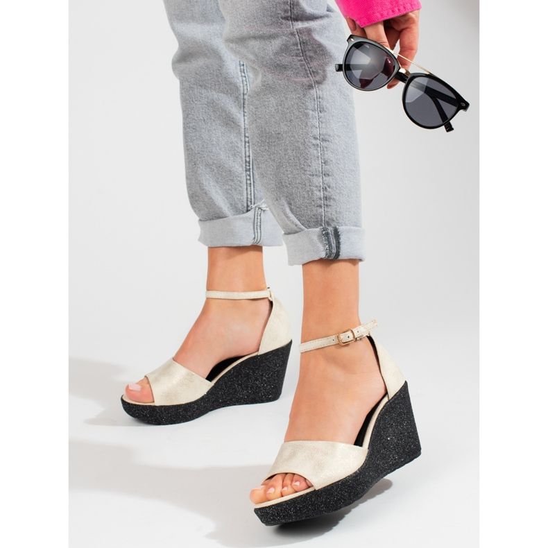 Shelovet beige hohe Keilsandalen für Damen 2