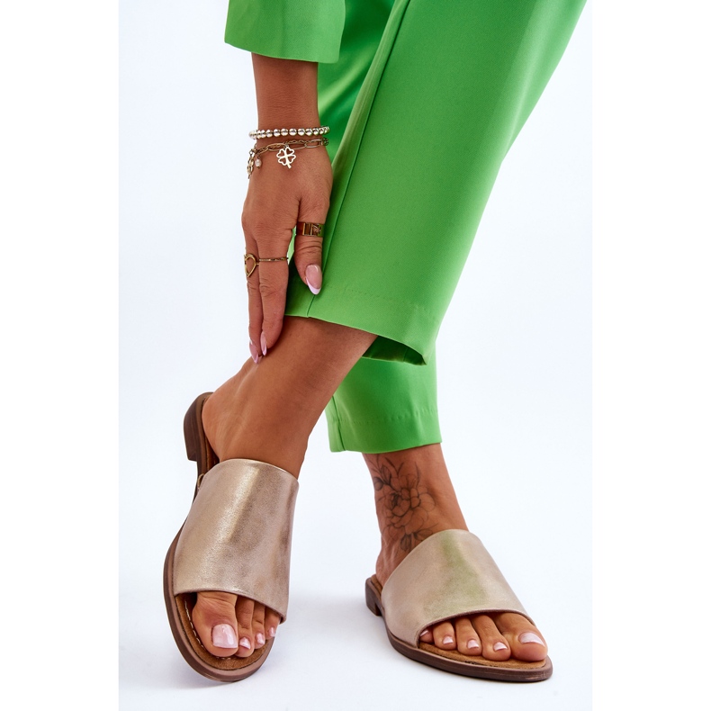 Goldene Klappen von Frauenleder von Frauen Leder 2