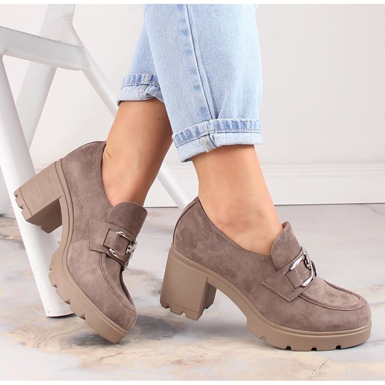 Damenschuhe aus Wildleder auf der Post und beige Plattform Potocki SZ12041 1